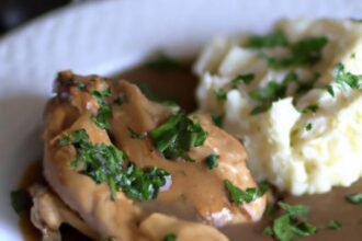 Creamy Paleo Chicken Marsala: A Healthy Twist on Classic Flair