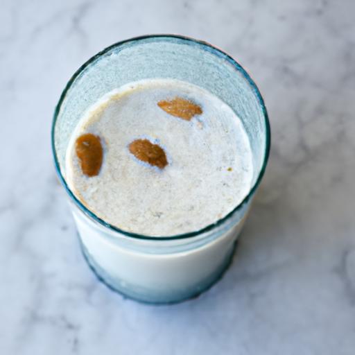 Refreshing Paleo Horchata: creamy Almond Milk Delight