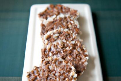 Crispy Delight: Low-Calorie Chocolate Coated Rice Cakes