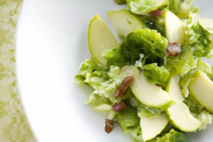Crunchy Apple Broccoli Cauliflower Salad: A Fresh Twist