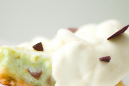 Decadent Sugar-Free Grasshopper Pie: Guiltless Green Delight