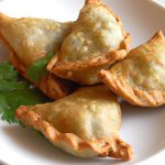 Crispy Dairy-Free Samosas Filled with Savory Potato Magic